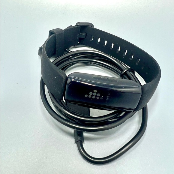 Fitbit Inspire 2 Black Fitbit & Charger Only - Picture 7 of 10